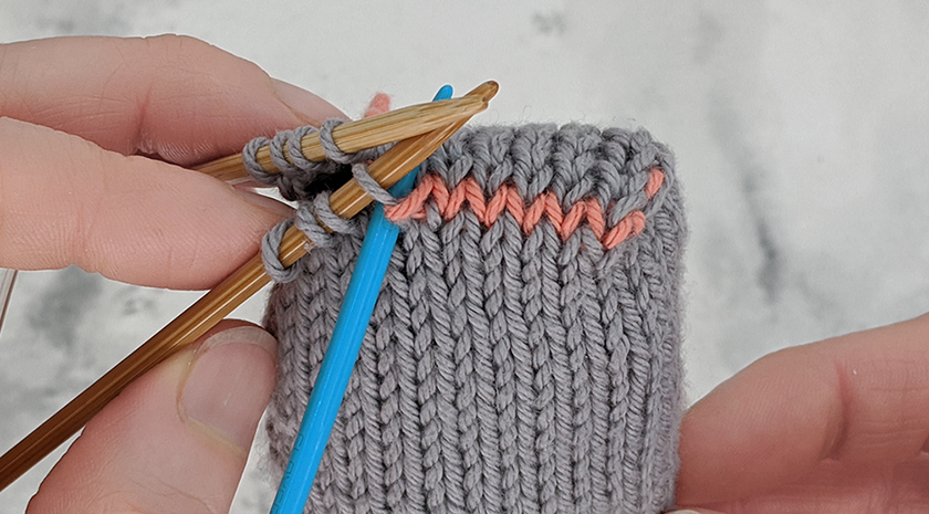 Example of Kitchener Stitch repeating